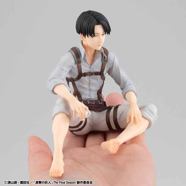 G.E.M. Series Attack on Titan Palm size Squad Captain Levi 進擊的巨人 里維 兵長