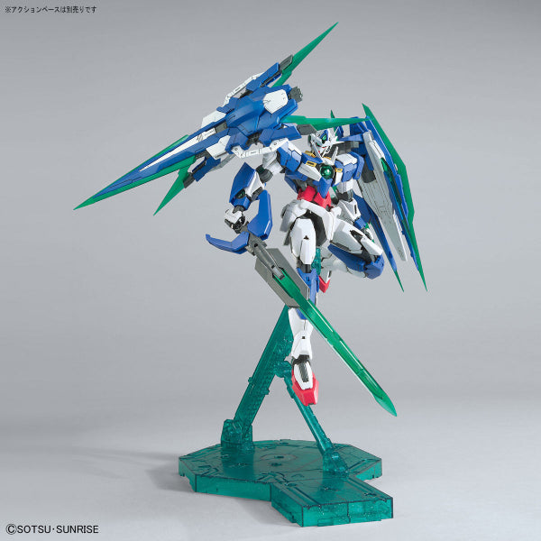 MG 1/100 Gundam 00 QAN[T] FULL SABER 機動戰士 量子型OO高達 全刃武裝