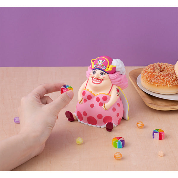 Lookup ONE PIECE (Kaido the Beast / Big Mom) 海賊王 (百獣之凱多 / 大媽) 夏洛特 莉莉