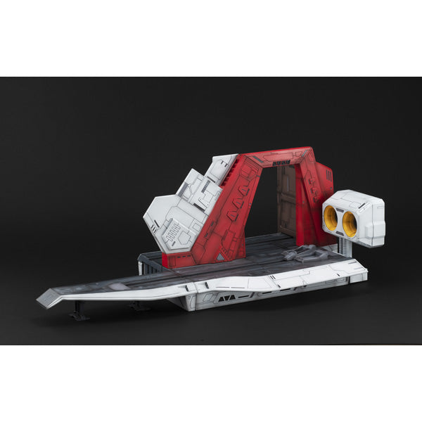 Realistic Model Series： MOBILE SUIT Z GUNDAM（1／144 HG series） Nahel Argama catapult deck 40th Anniversary Edition 機動戰士 高達 太空母艦 亞加瑪號 白色基地 彈射甲板