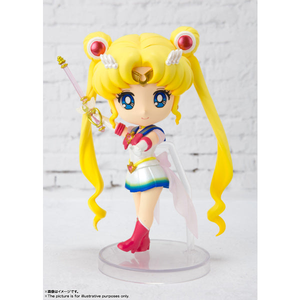 Sailor Moon Figuarts mini Super Sailor Moon -Eternal edition- Movie