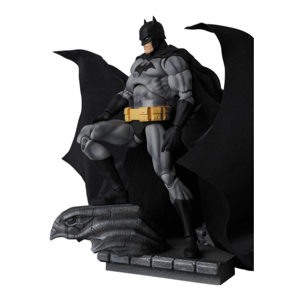 MAFEX No. 126 BATMAN "HUSH" BLACK Ver.
