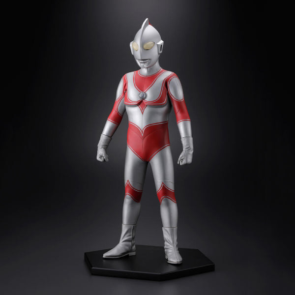 CHARACTER CLASSICS No.11 THE RETURN OF ULTRAMAN
