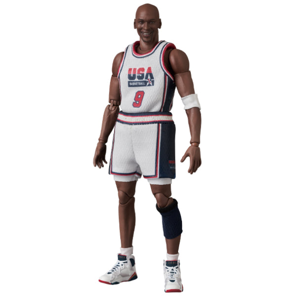 MAFEX Michael Jordan (1992 TEAM USA)
