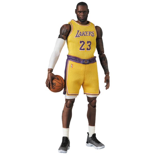 MAFEX No. 127 LeBron James (Los Angeles Lakers)