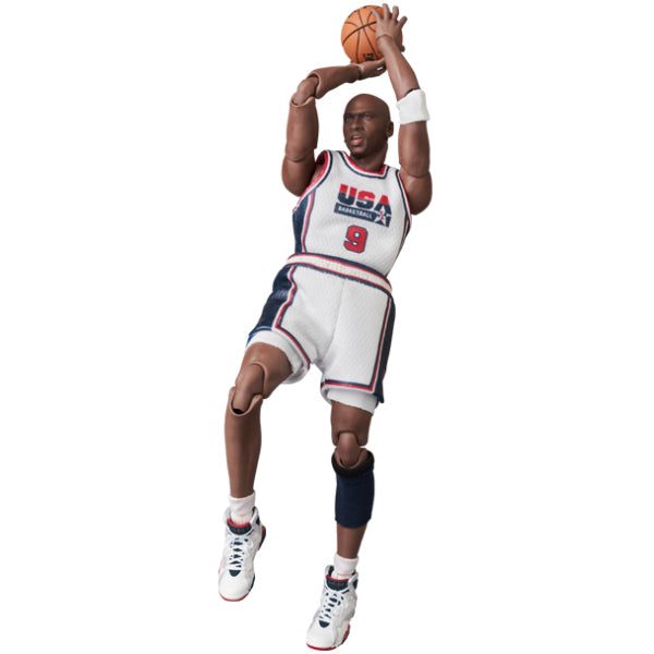 MAFEX Michael Jordan (1992 TEAM USA)