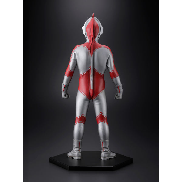 CHARACTER CLASSICS No.11 THE RETURN OF ULTRAMAN