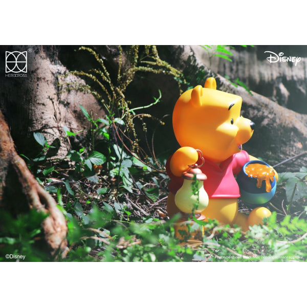 Herocross Disney HVS#026 12" Vinyl Winnie the Pooh with Lantern 小熊維尼
