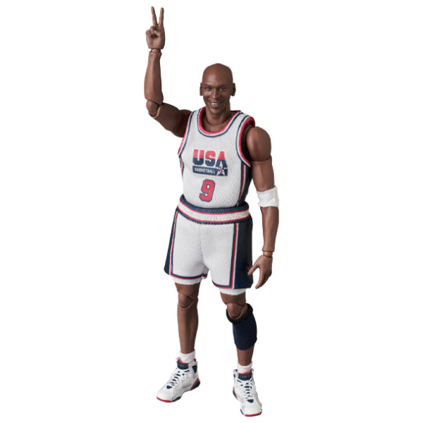 MAFEX Michael Jordan (1992 TEAM USA)