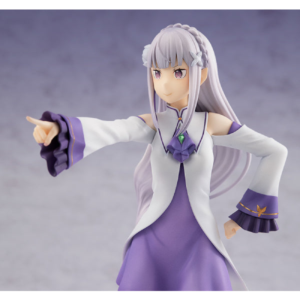 LIGHT figure series - Emilia