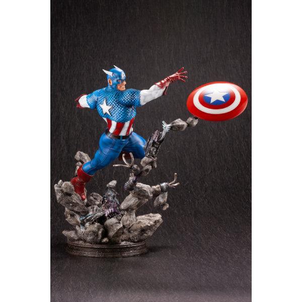 KOTOBUKIYA - CAPTAIN AMERICA AVENGERS FINE ART STATUE