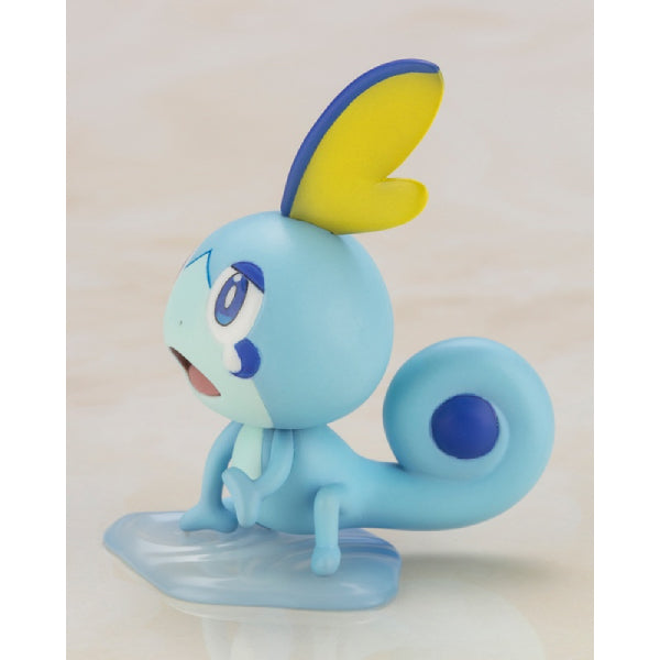 ARTFX J - Pokemon Gloria with Sobble