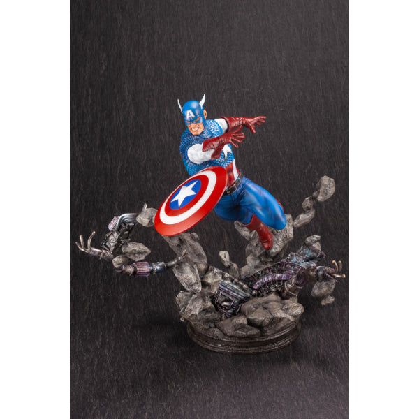KOTOBUKIYA - CAPTAIN AMERICA AVENGERS FINE ART STATUE