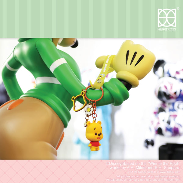 HEROCROSS - HKB#001 Winnie the Pooh & Friends Standing Post Keychain