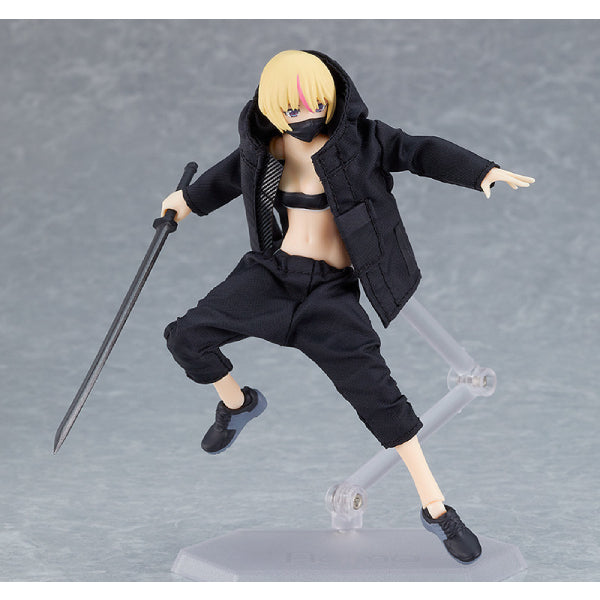 Figma 524 Yuki with Techwear Outfit