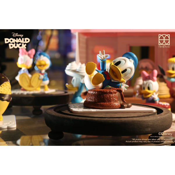 Herocross - HBB#010 DONALD DUCK PATISSERIE BLIND BOX