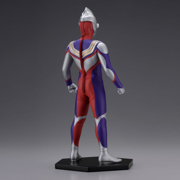 Character Classics - Ultraman Tiga