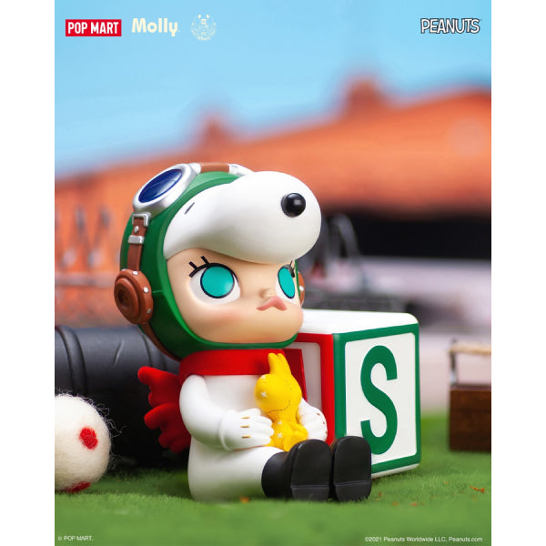Pop Mart - Molly x snoopy Figurine (17cm)