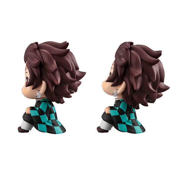 Demon Slayer Tanjiro Figure - stare at you