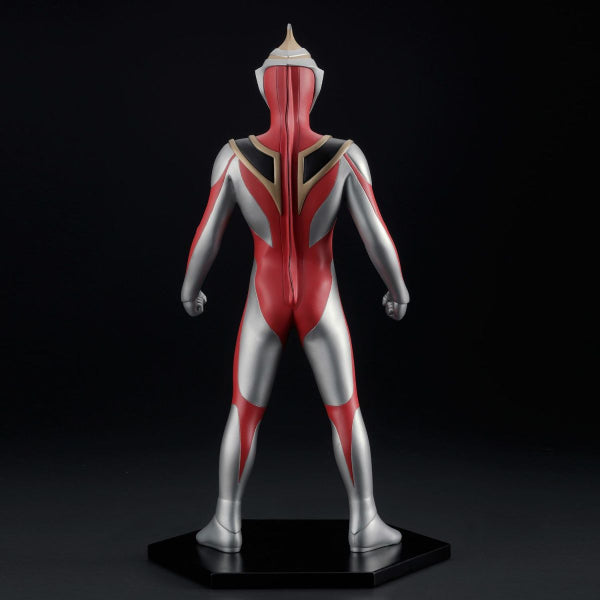 Ultraman Gaia (V2) Character Classics