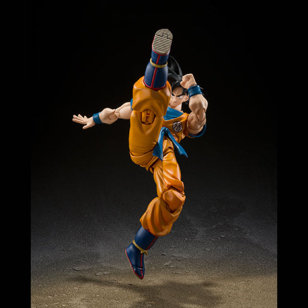 S.H.Figuarts Son Goku SUPER HERO "Dragon Ball Super - Super Hero"
