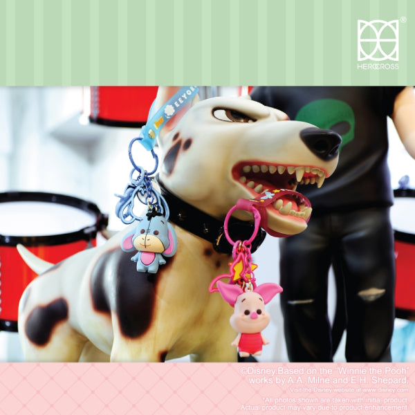 HEROCROSS - HKB#001 Winnie the Pooh & Friends Standing Post Keychain
