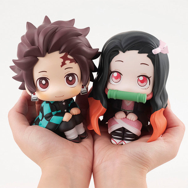 Demon Slayer Tanjiro Figure - stare at you
