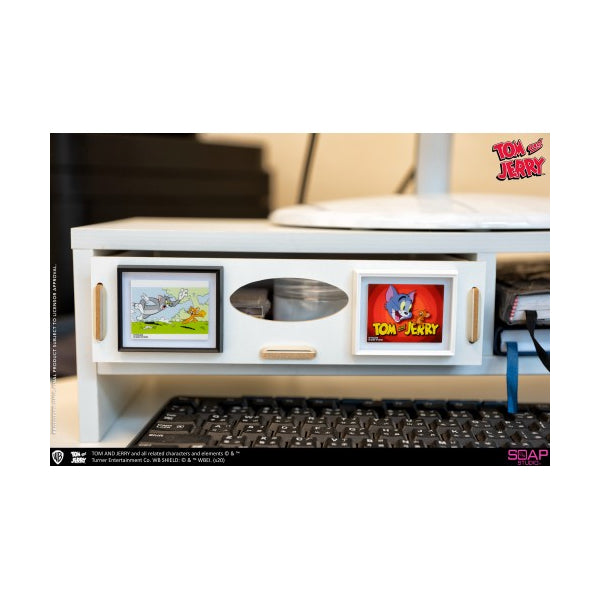 Soap Studio - Tom and Jerry Gallery Magnet (Set of 18)