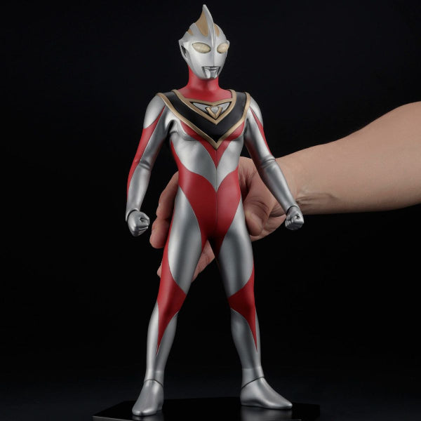 Ultraman Gaia (V2) Character Classics