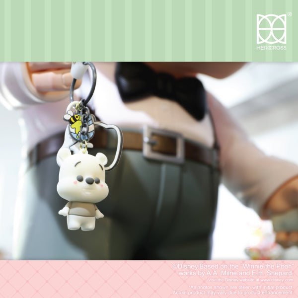 HEROCROSS - HKB#001 Winnie the Pooh & Friends Standing Post Keychain