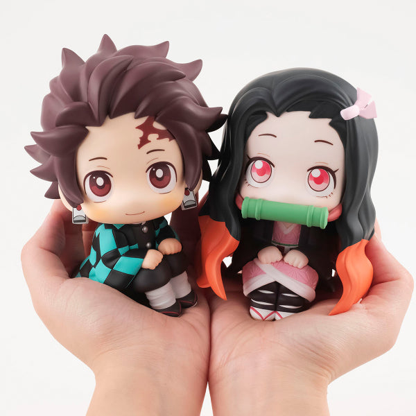 Demon Slayer Tanjiro Kamado & Nezuko Kamado - stare at you (2021 JUN Resale Ver.)