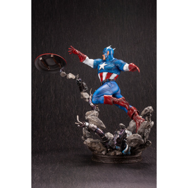 KOTOBUKIYA - CAPTAIN AMERICA AVENGERS FINE ART STATUE