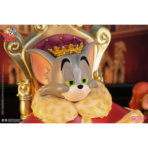 Tom and Jerry - Royal Court Tom Figure