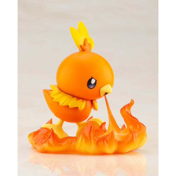 ARTFX J STATUE - Pokemon May with Torchic