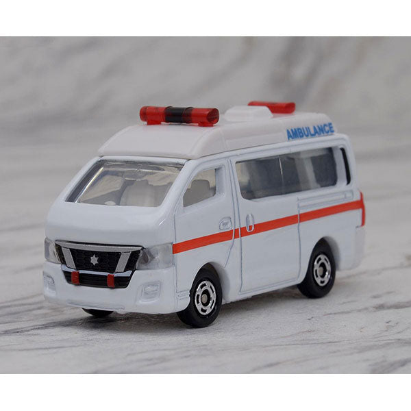 Tomica - No.18 Nissan NV 350 Caravan Ambulance UP-NEXT HK 玩具模型救護車