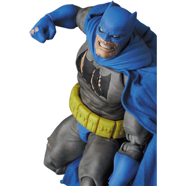 MAFEX Batman (TDKR:The Dark Knight Triumphant)
