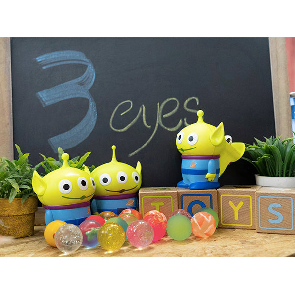 Alien Portable Charger for AirPods 1