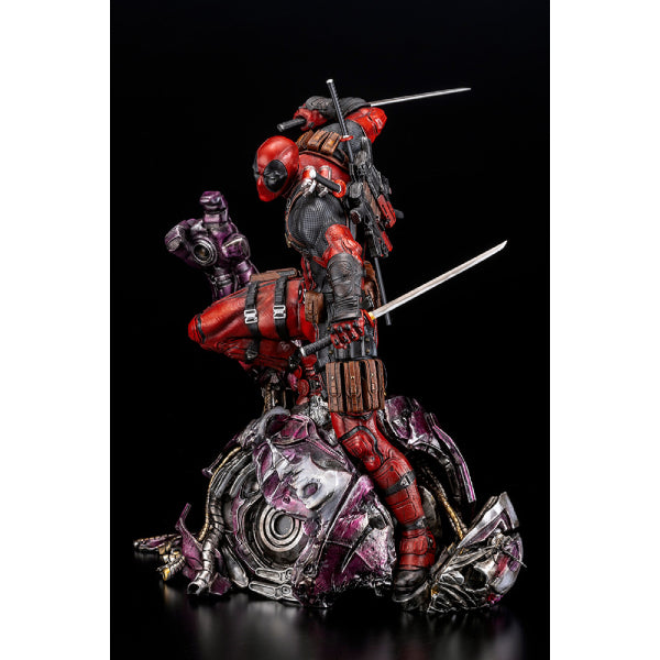 DEADPOOL FINE ART STATUE SIGNATURE SERIES -Featuring the Kucharek Brothers- 死侍