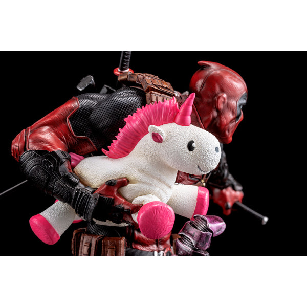 DEADPOOL FINE ART STATUE SIGNATURE SERIES -Featuring the Kucharek Brothers- 死侍