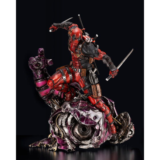 DEADPOOL FINE ART STATUE SIGNATURE SERIES -Featuring the Kucharek Brothers- 死侍