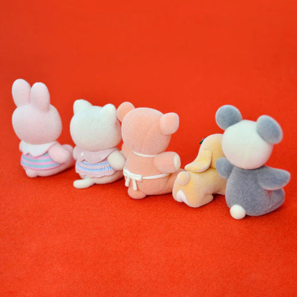 Yoshitoku's stuffed toy figure collection (box of 12)