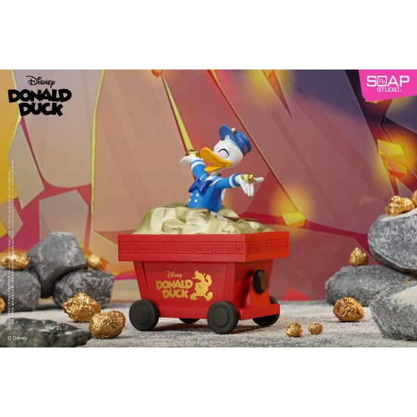 Disney Donald Duck Gold Hunter Ornament 迪士尼 唐老鴨